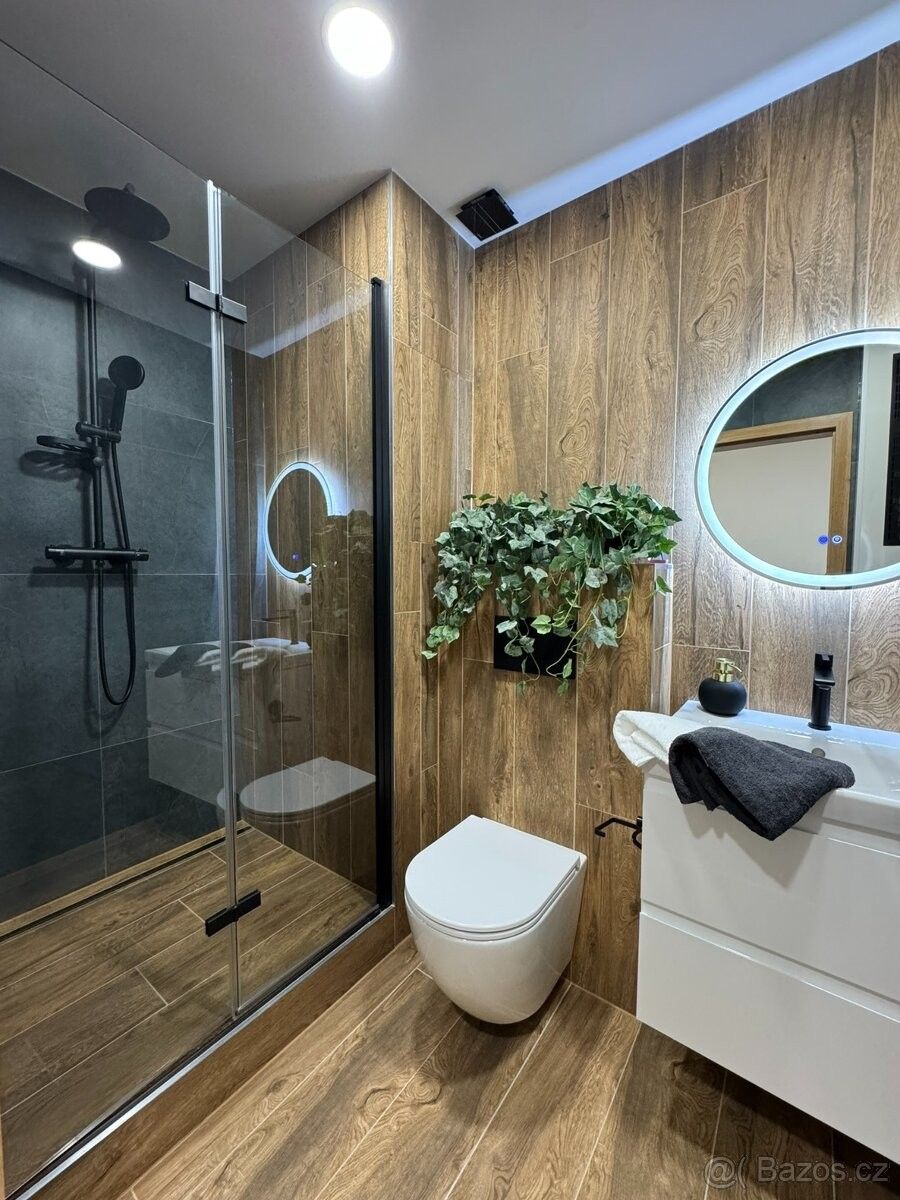 Byty, Bečov, 434 01