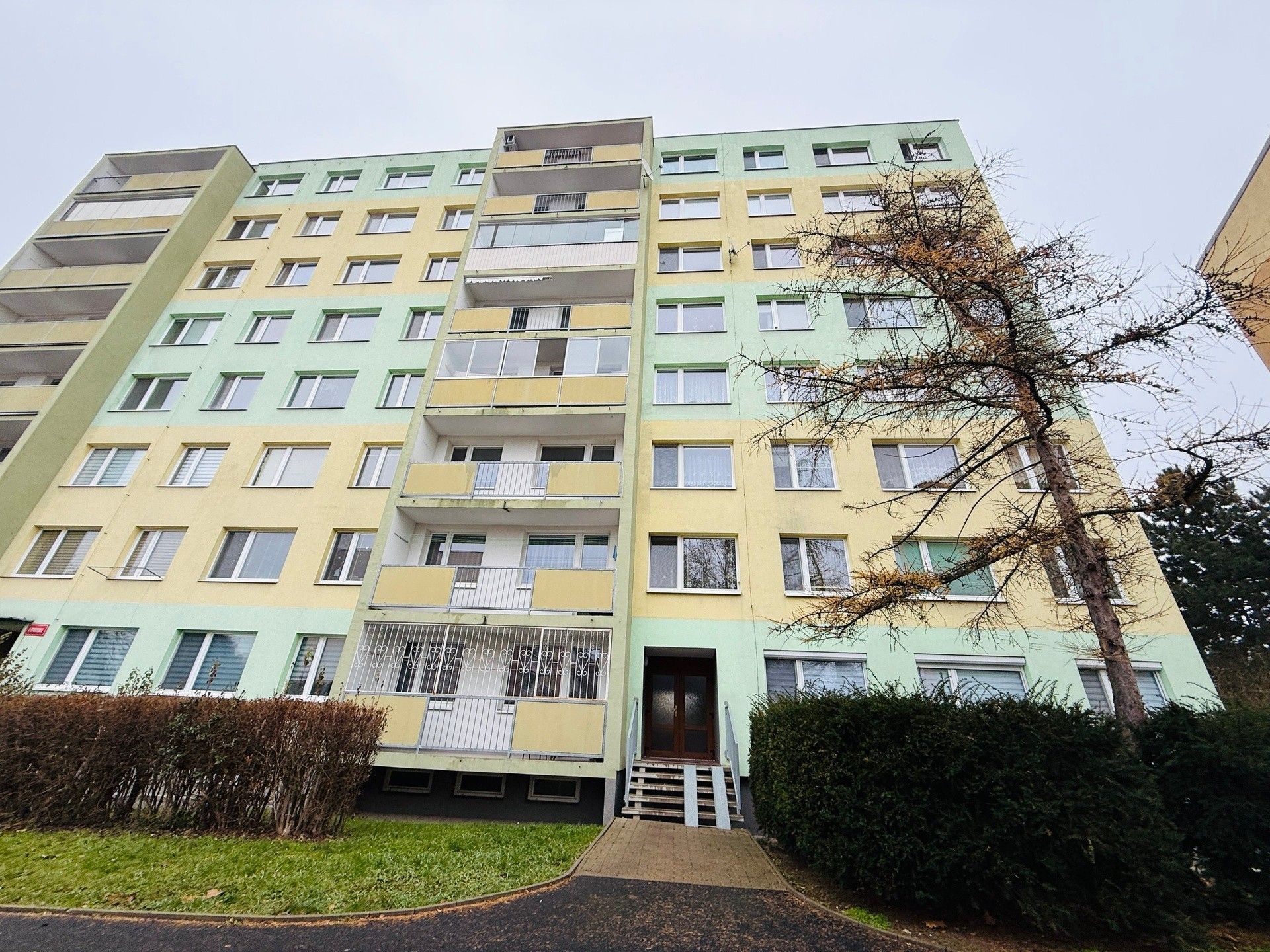 2+kk, U Stadionu, Louny, 44 m²