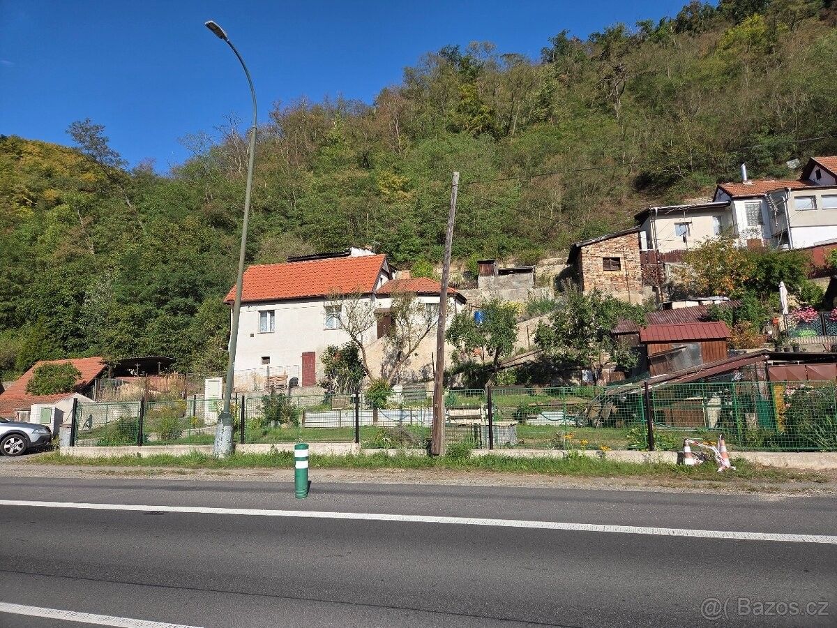 Prodej rodinný dům - Davle, 252 06