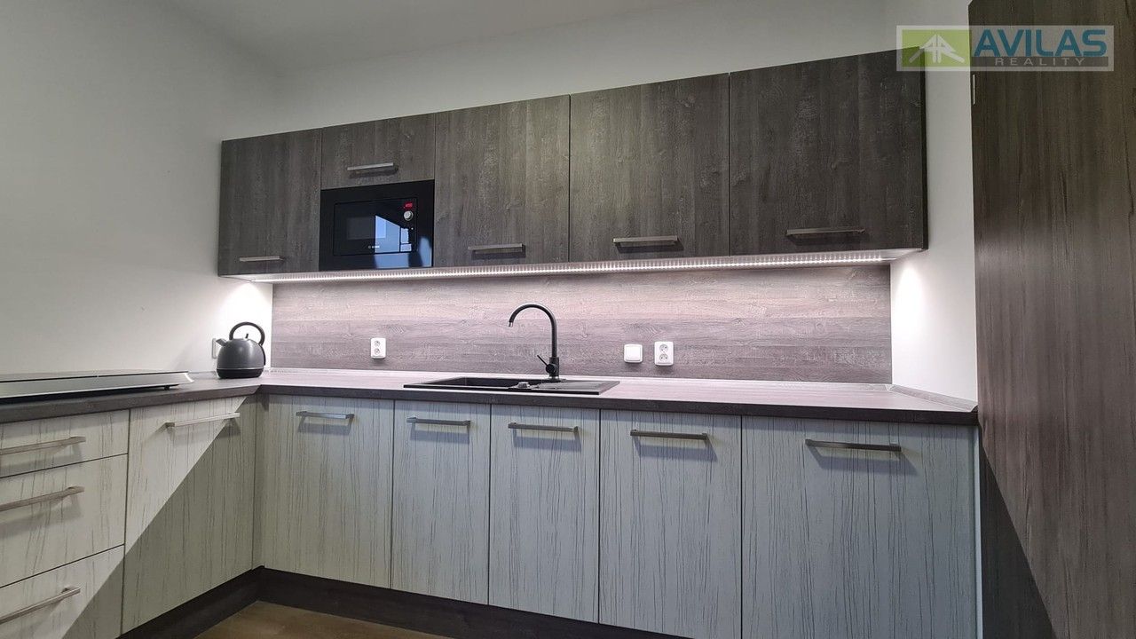 Pronájem kancelář - Višňová, Týnec nad Sázavou, 13 m²