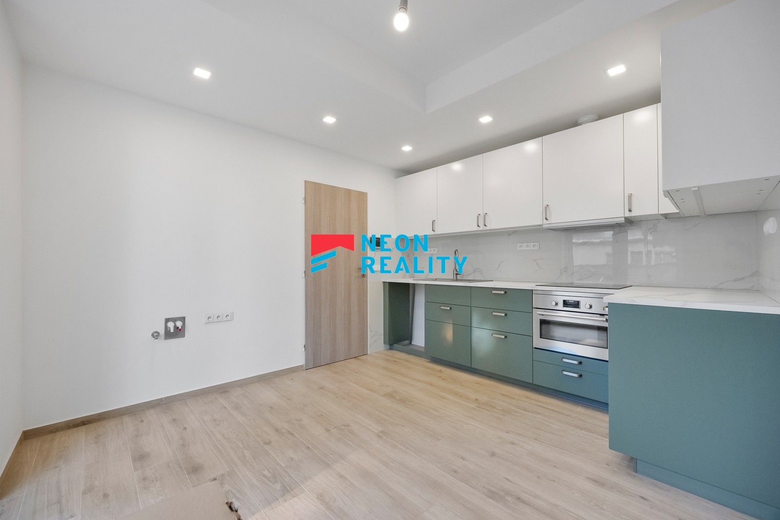 Pronájem byt 3+kk - Slavníkovců, Ostrava, 71 m²