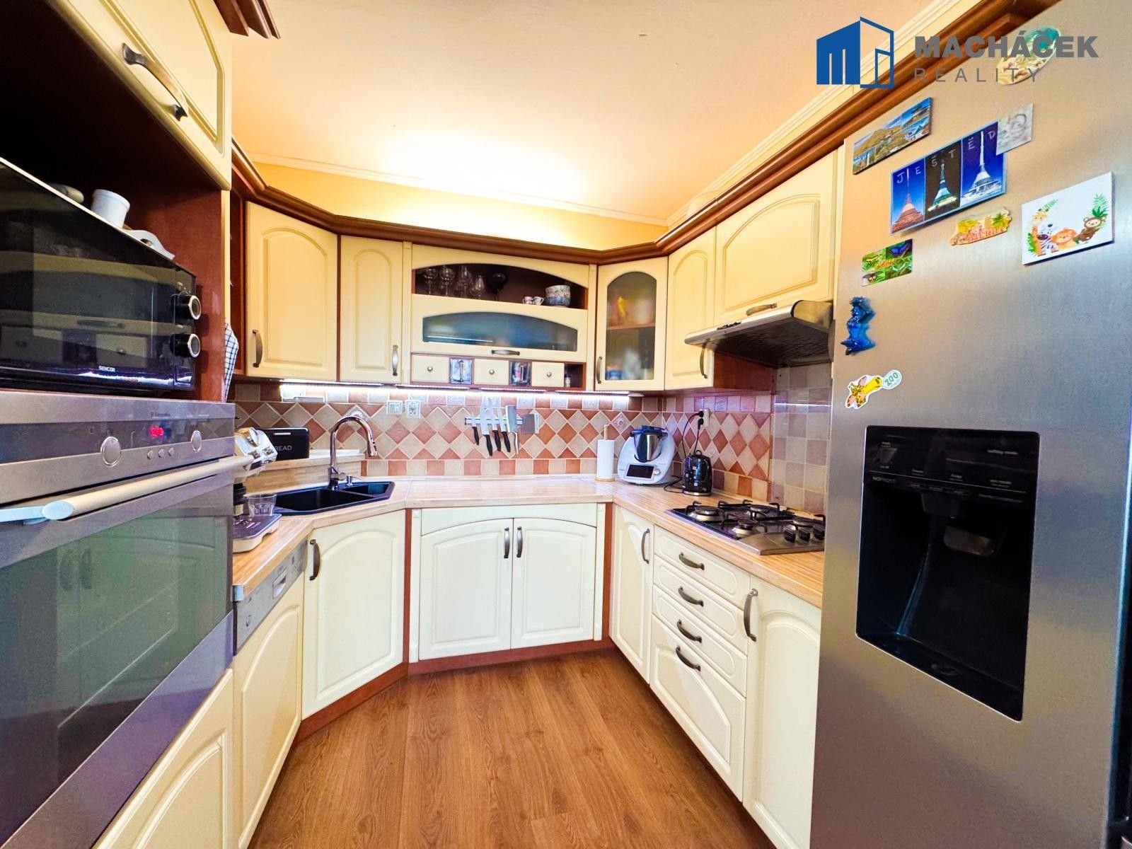 Prodej byt 3+1 - Trnovanská, Teplice, 70 m²