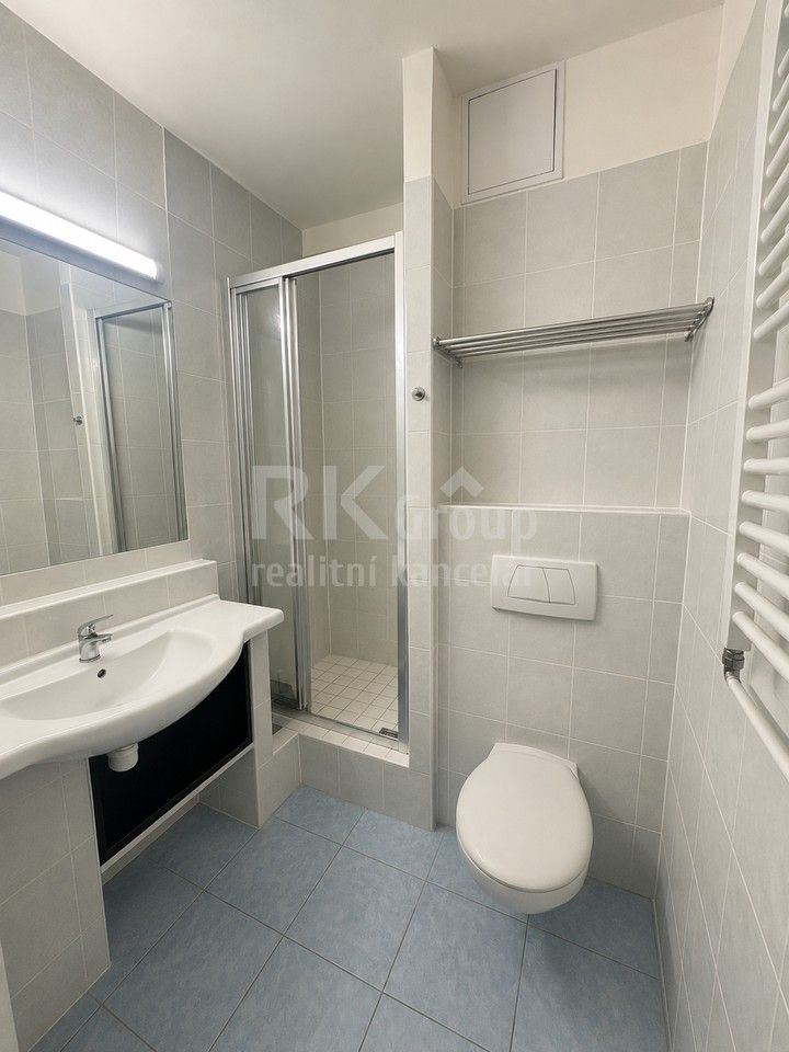 Byt 1+kk · 17 m² · Peroutkova, Praha - 3