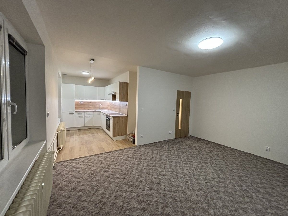 2+kk, Horova, Hradec Králové, 49 m²