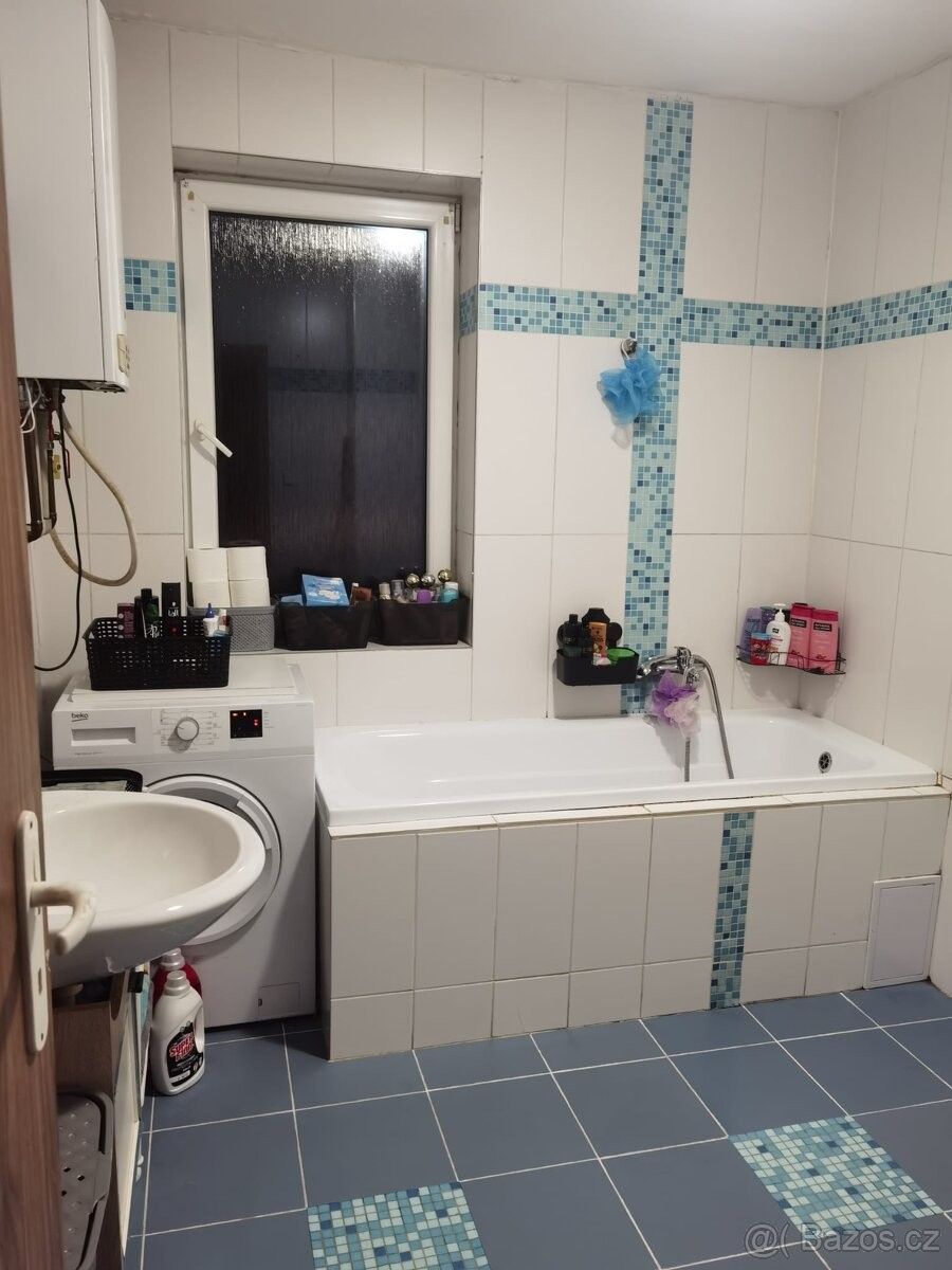 Pronájem byt - Chomutov, 430 03