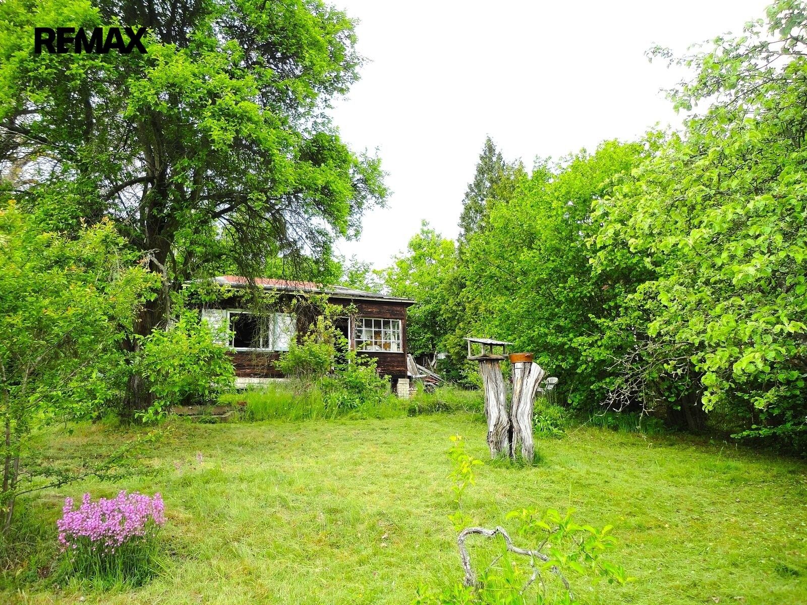 Pozemek pro bydlení, 728 m²