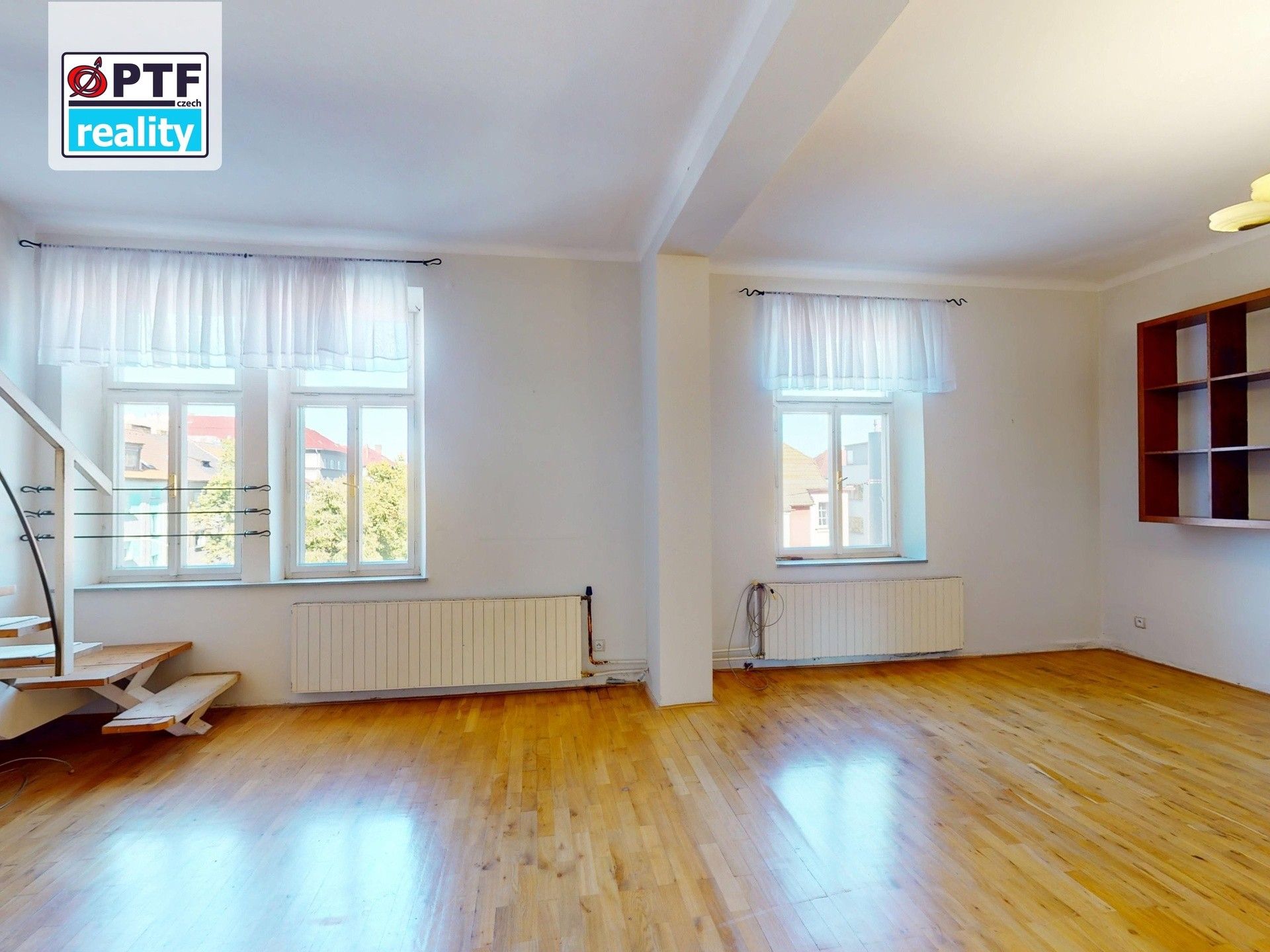 4+1, Plzenecká, Plzeň, 175 m²