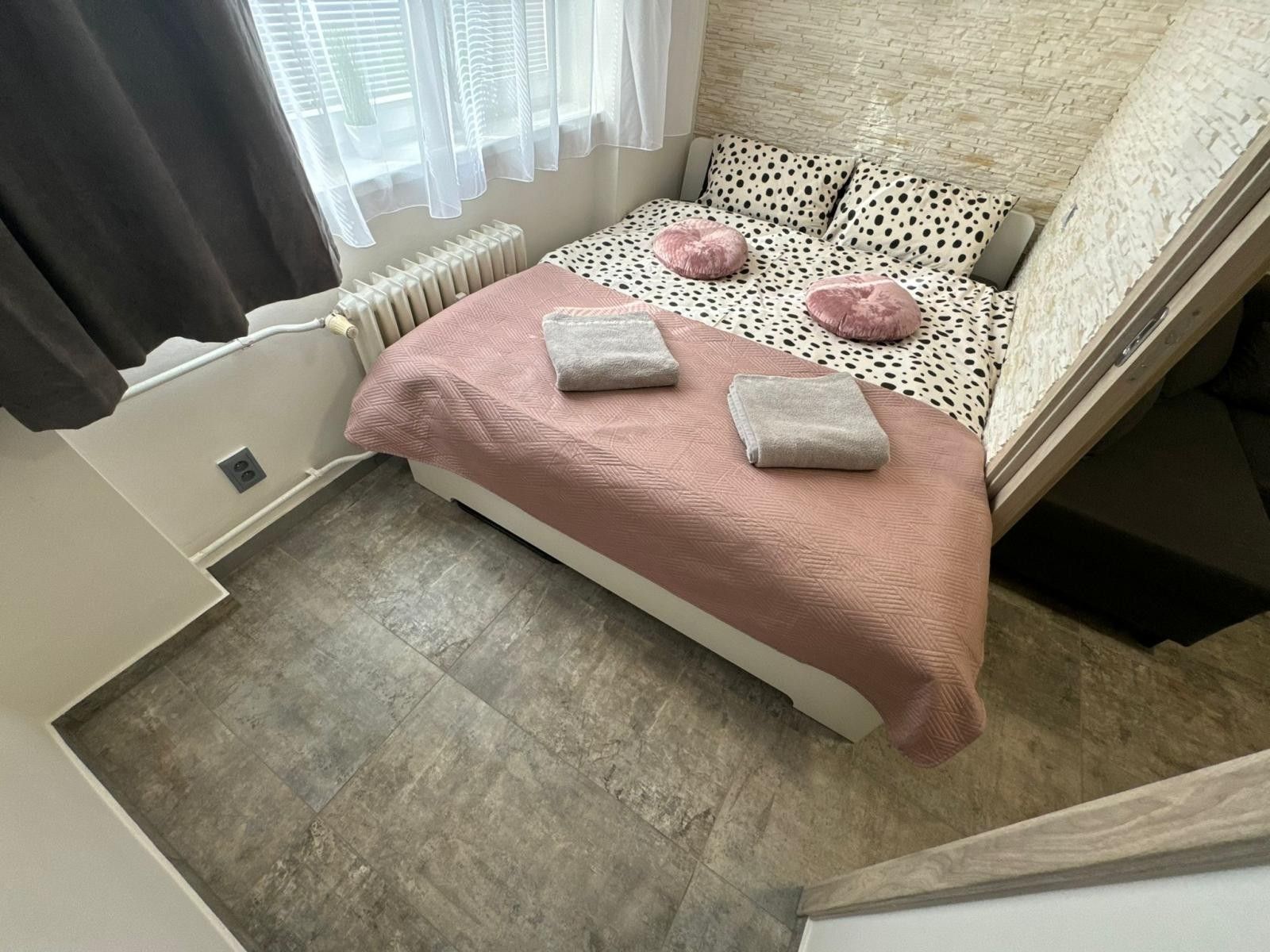 2+kk, Sokolská, Praha, 23 m²