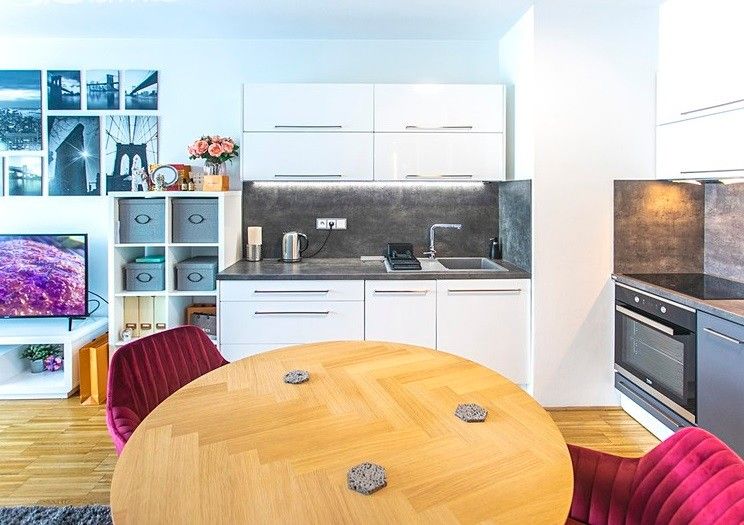 Byt 2+kk · 53 m² · Rohanské nábřeží 657/7, Praha - 3