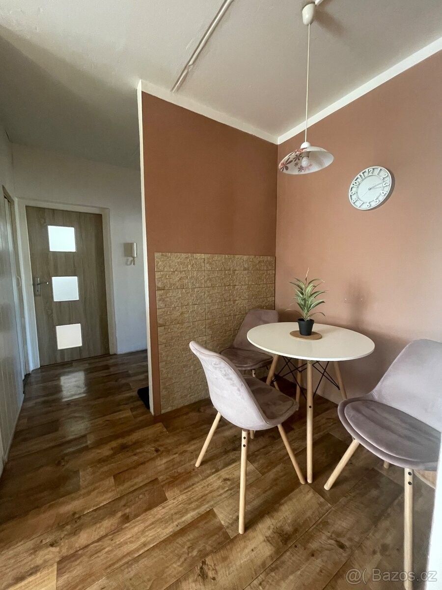 Byty, Chodov u Karlových Var, 357 35