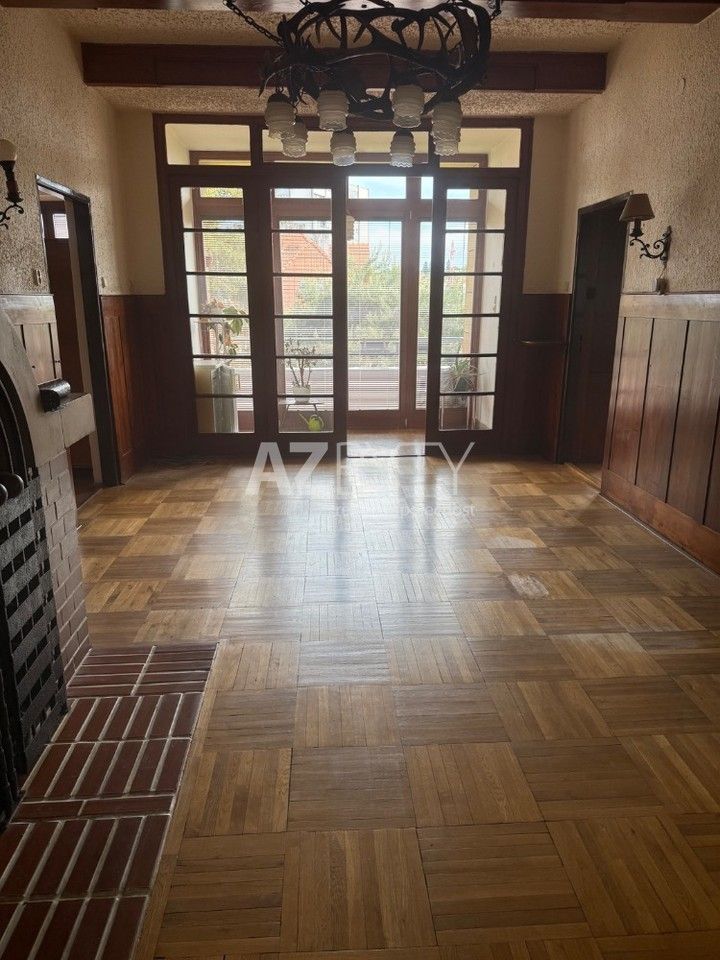 Prodej vila - Komornická, Praha, 290 m²