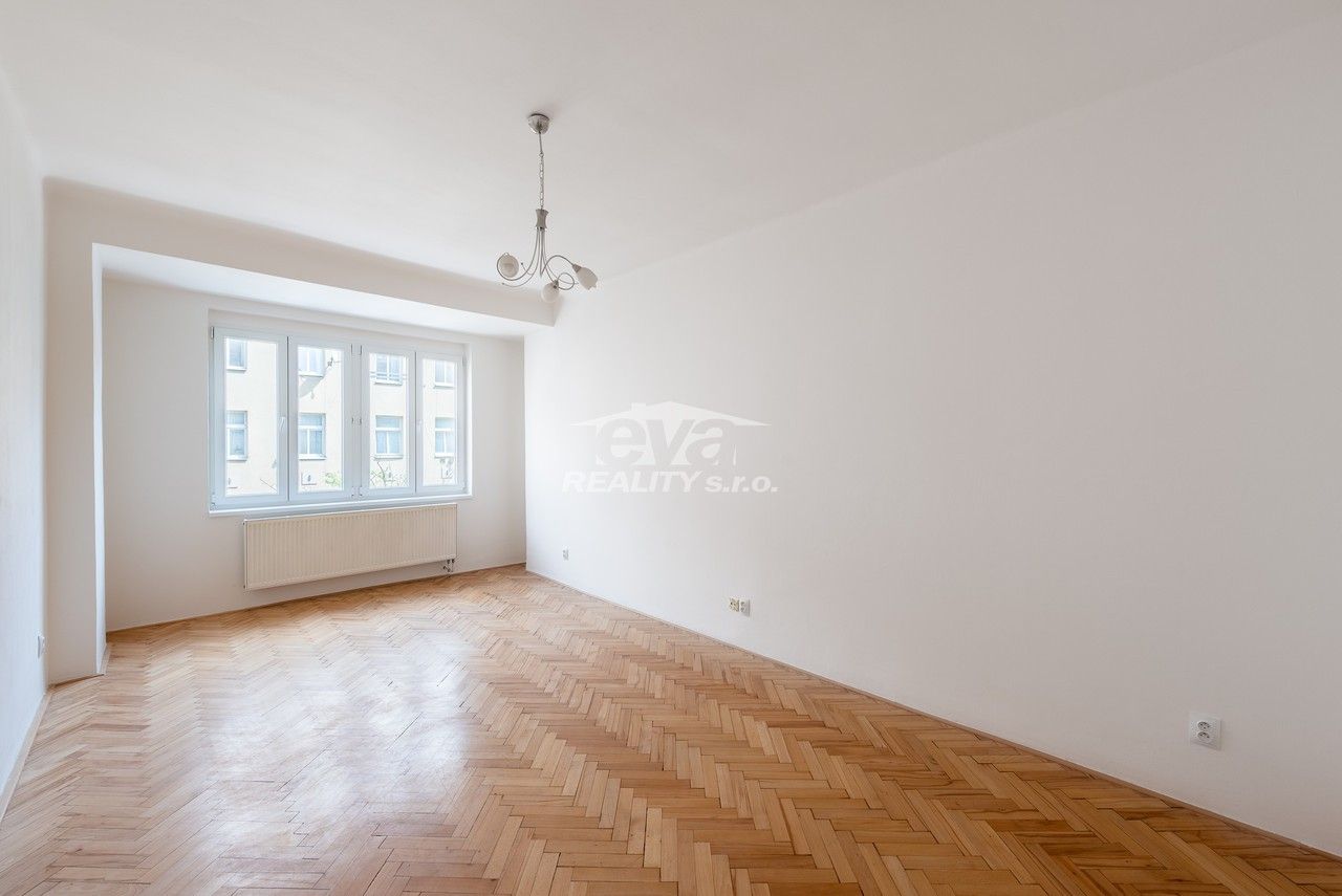 2+kk, Petrohradská, Praha, 57 m² - 1
