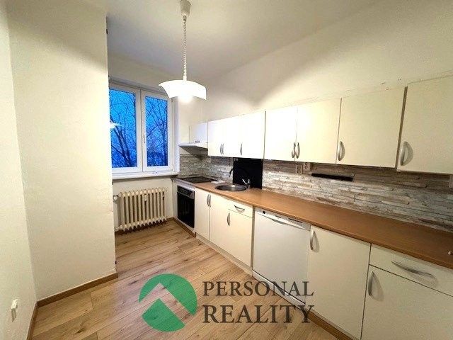 Pronájem byt 3+1 - Věkova, Praha, 83 m²