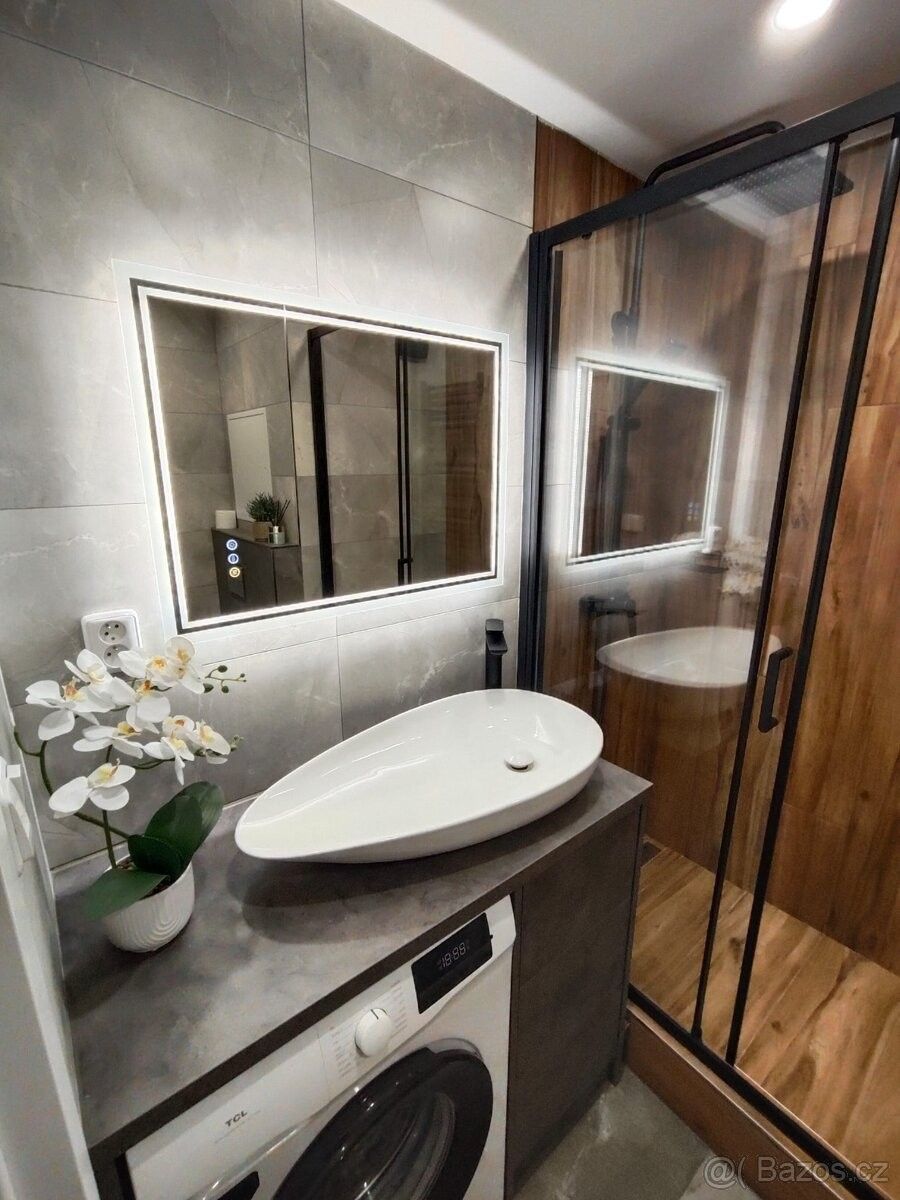 Byty, Ostrava, 702 00