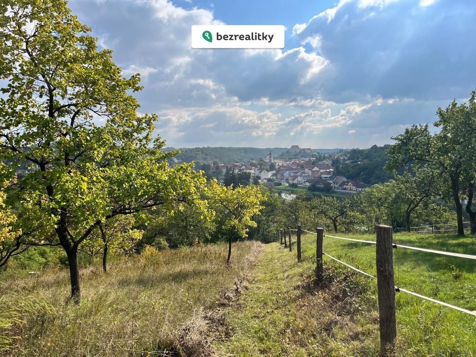 Pozemek pro bydlení, 3 055 m²