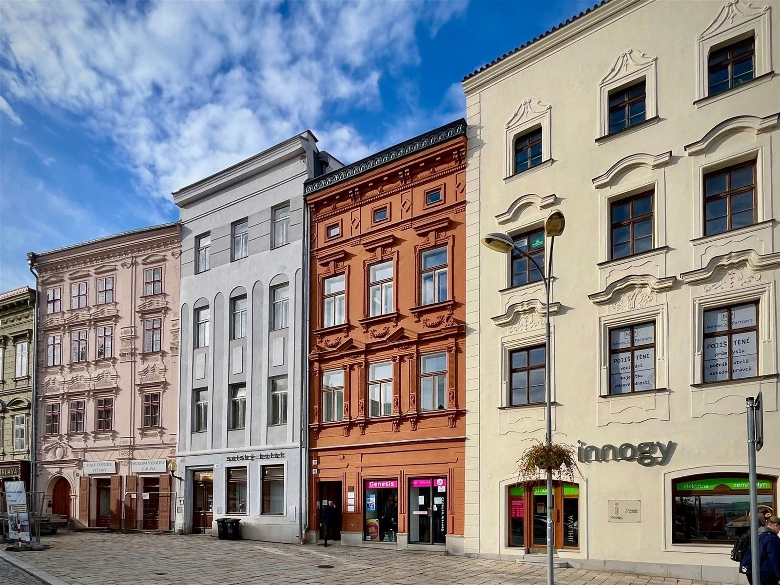 Pronájem obchodní prostory - Masarykovo náměstí, Jihlava, 231 m²