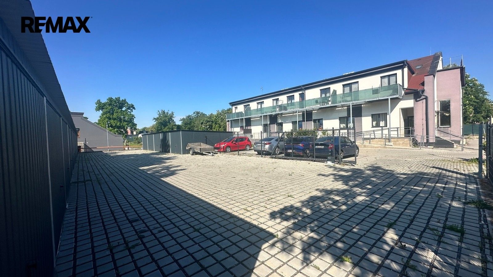 Garáž · 18 m² · Rakouská, Milovice Mladá - 4