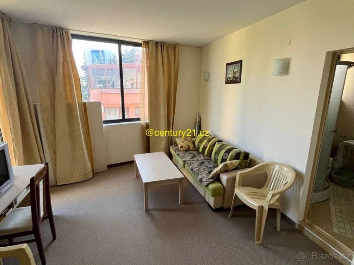 Prodej byt - 987 66, Zahraničí