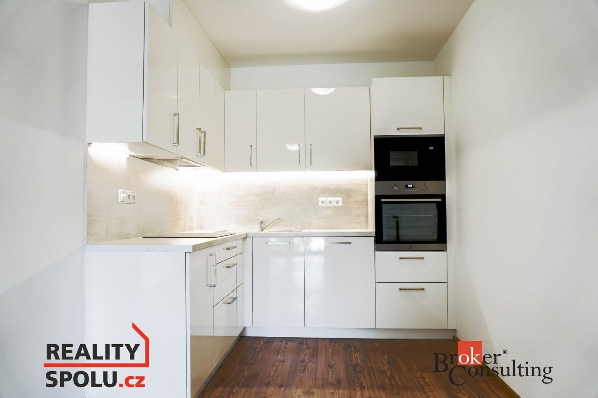 Pronájem byt 2+kk - Školní,Třemošná, 60 m²