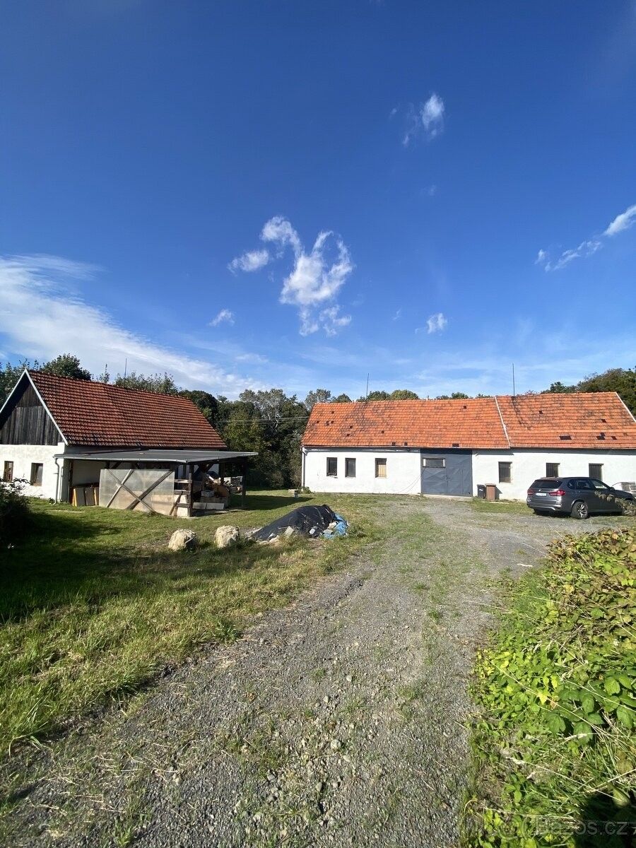 Prodej dům - Valašské Meziříčí, 757 01, 1 064 m²