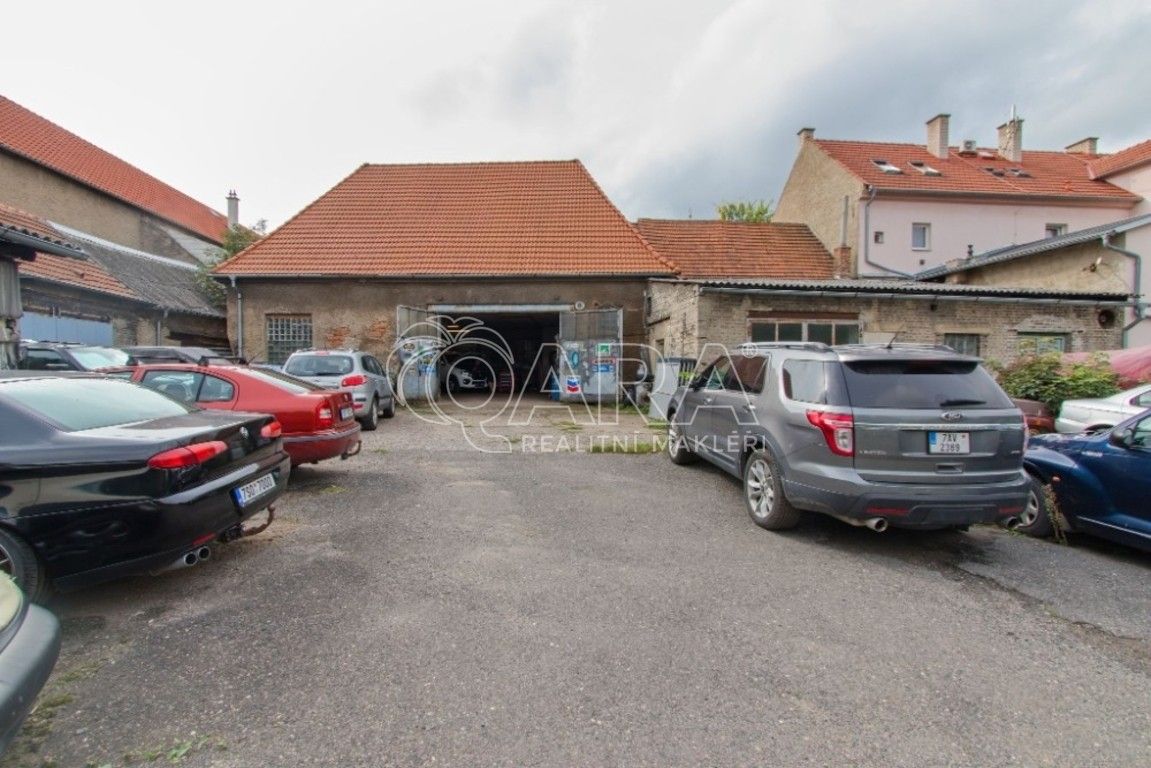 Prodej komerční - nám. T. G. Masaryka 536, Smečno, 3 m²