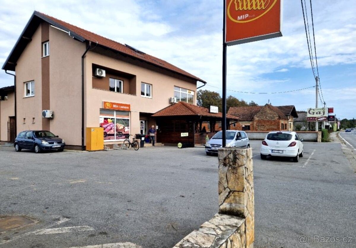 Restaurace, Uherské Hradiště, 686 01 - 1