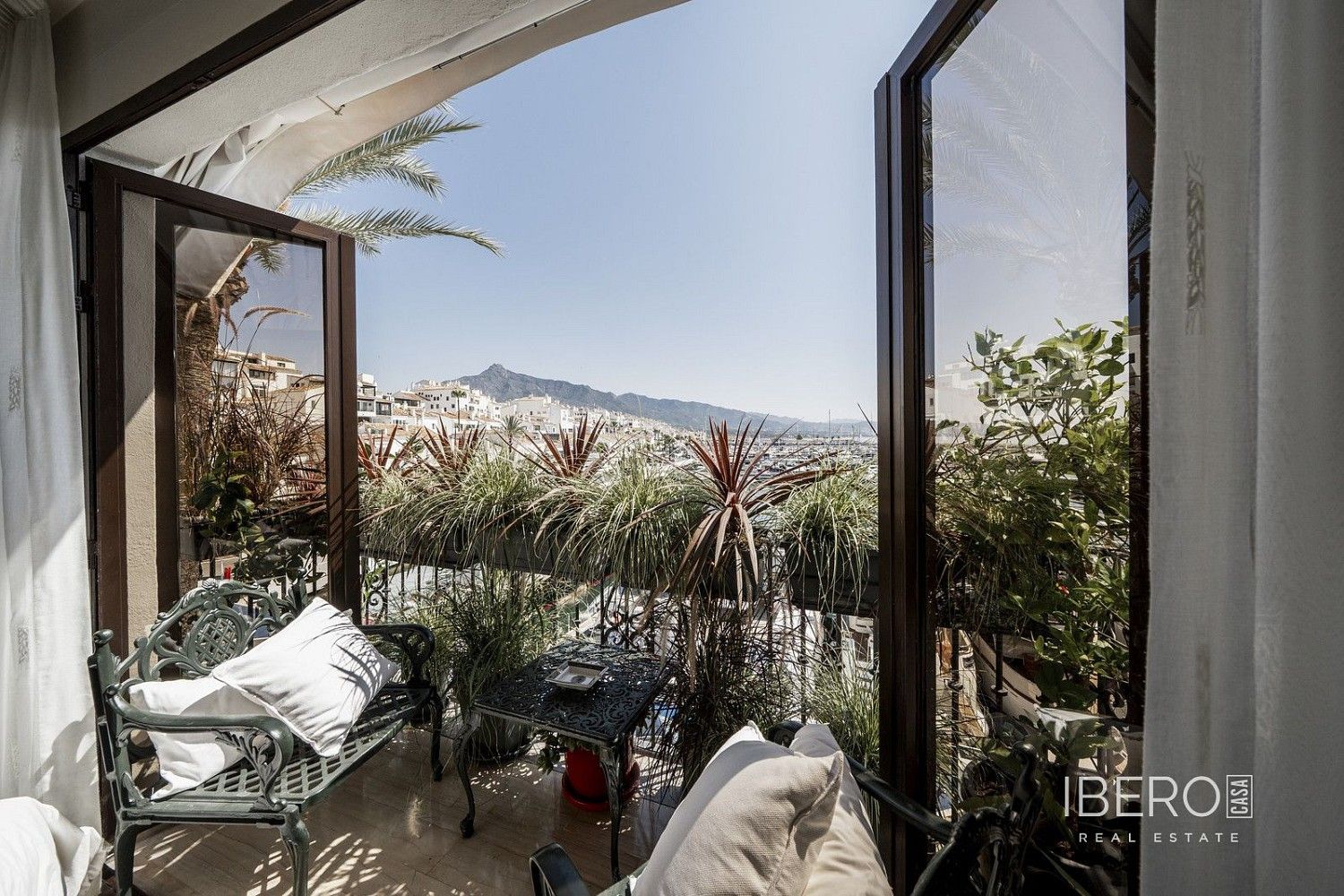 4+kk, Puerto Banús, Španělsko, 275 m² - 1