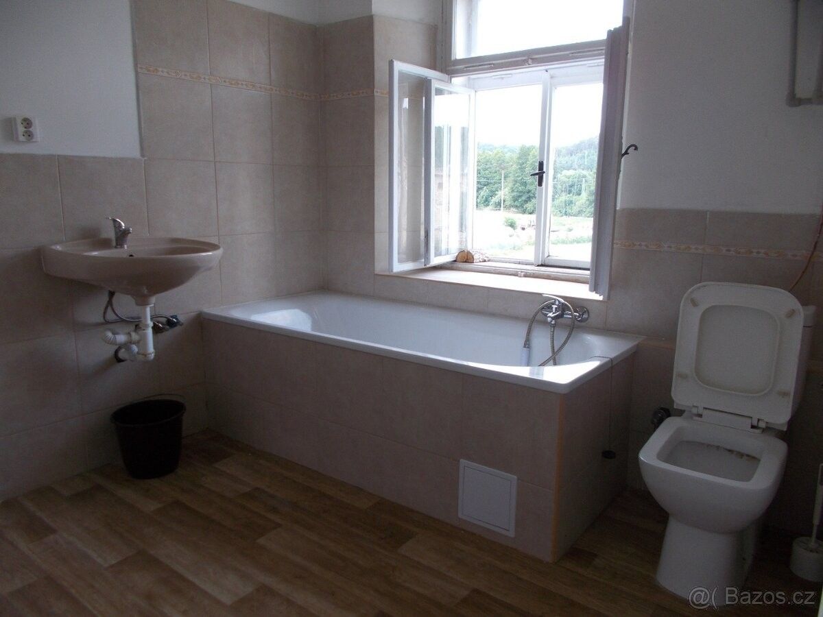 Pronájem byt - Dubá, 471 41