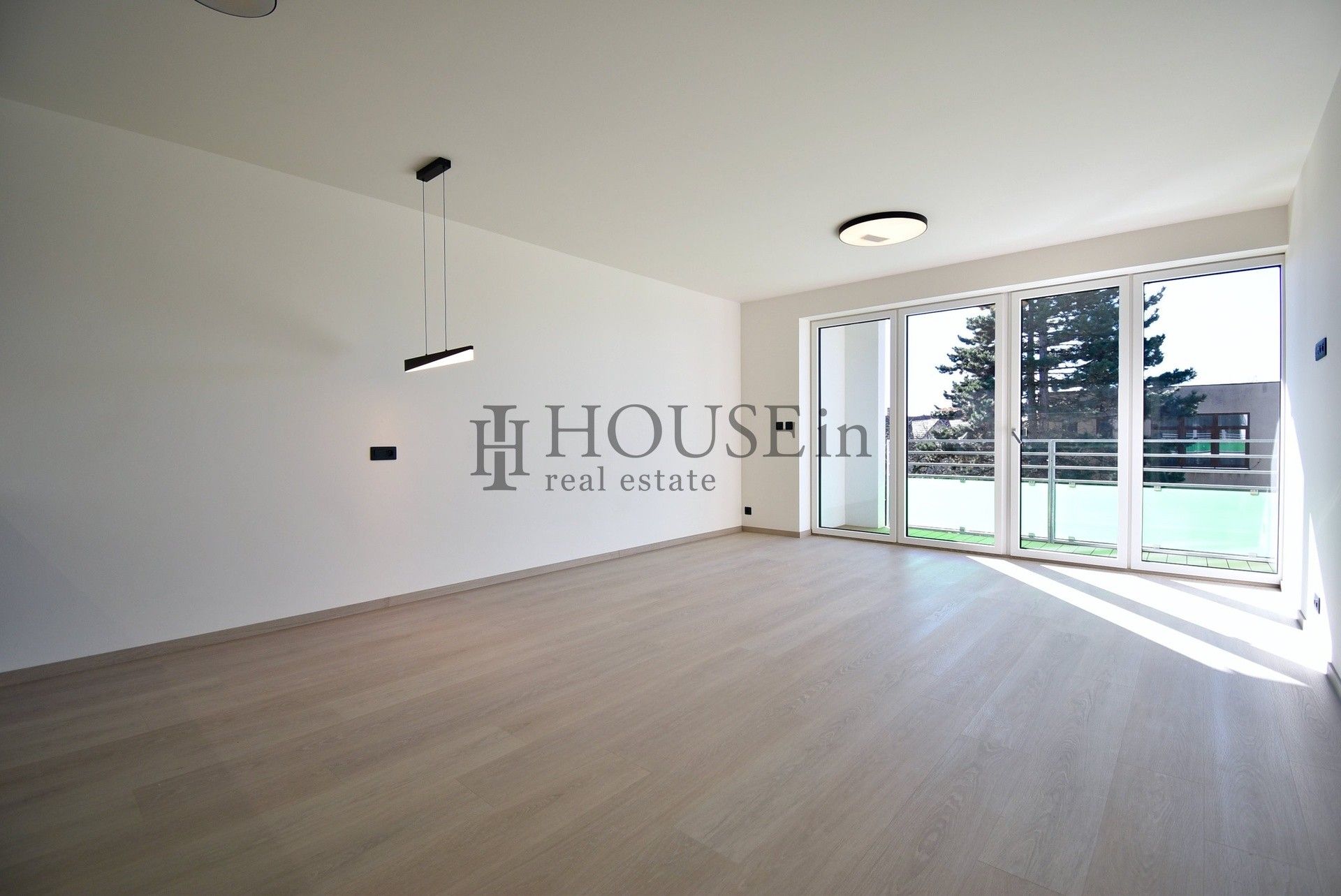 2+kk, Obvodová,Vysočany,Praha, 59 m²