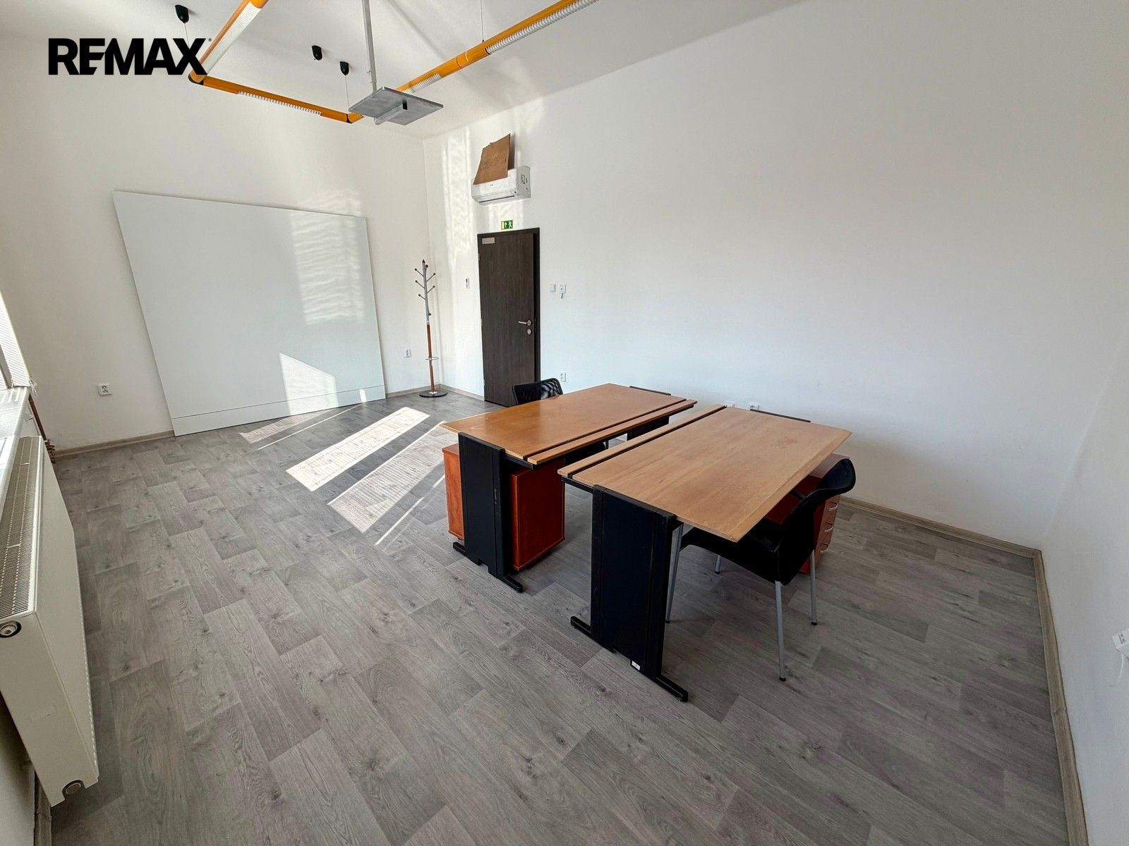 Pronájem kancelář - Stojanova, Uherské Hradiště, 24 m² - 5