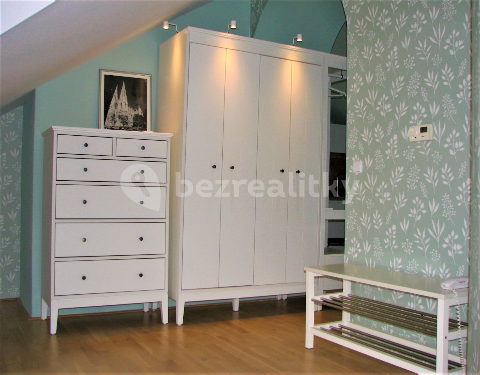 Byt 2+kk · 72 m² · Mezitraťová, Praha - Hrdlořezy - 3