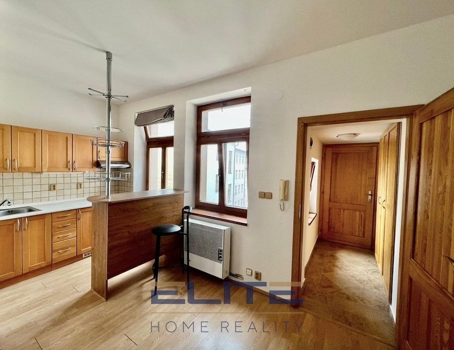 1+kk, Husova, Liberec, 23 m²