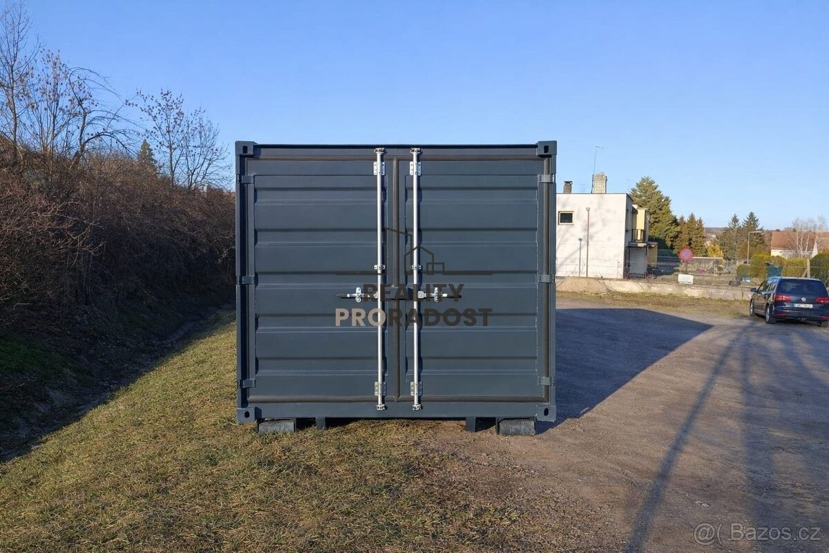 Garáže, Znojmo, 671 81