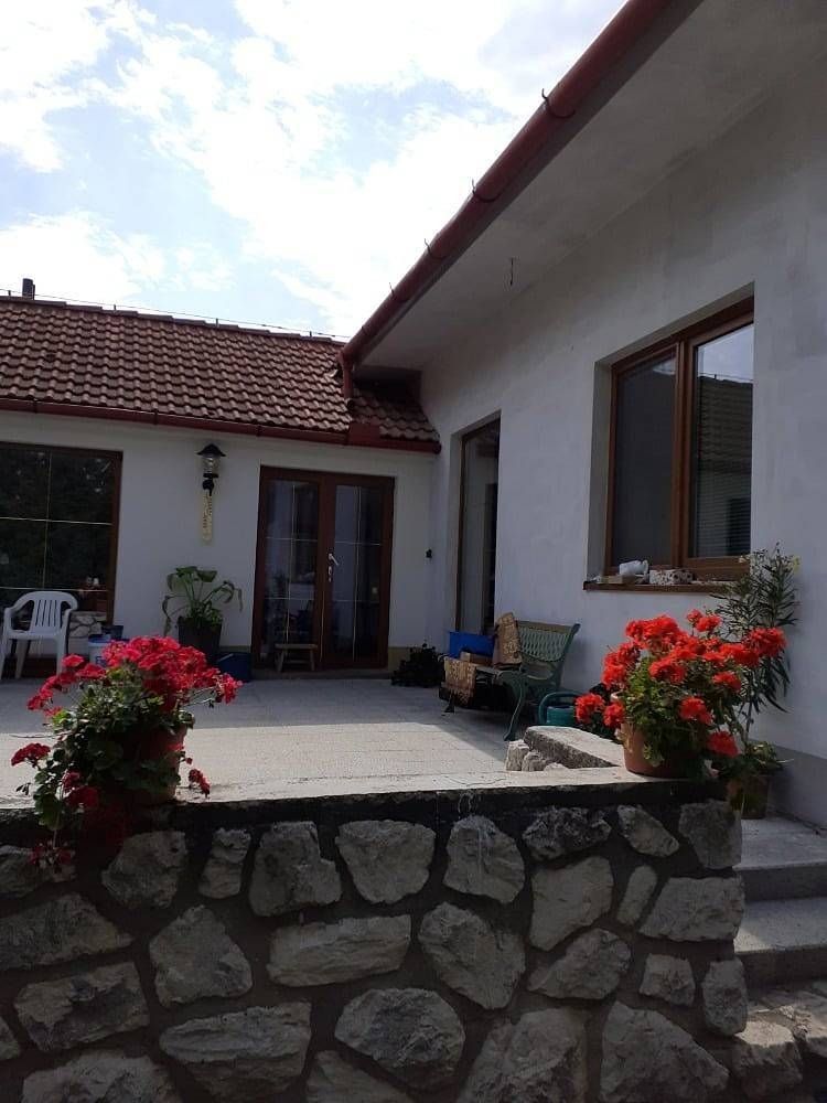 Chaty, Milovice u Mikulova, Jihomoravský kraj - 2