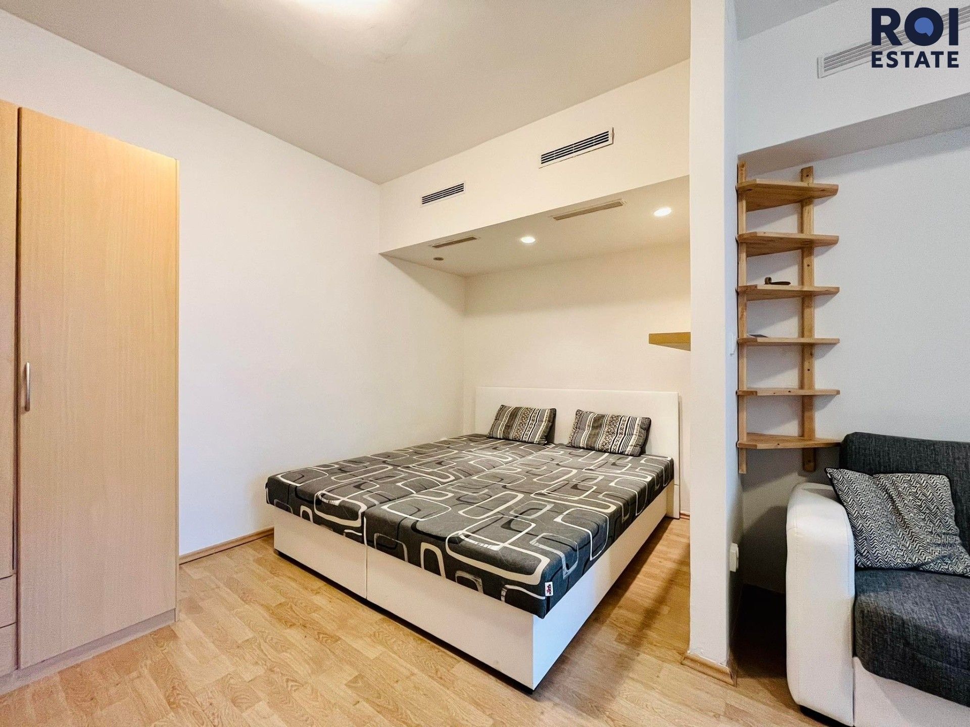 Pronájem byt 1+1 - Mášova, Brno, 40 m²