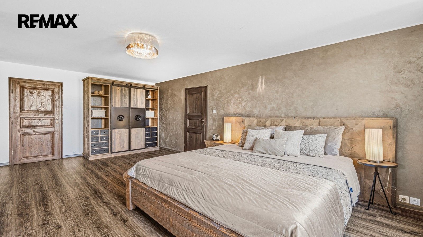 Prodej rodinný dům - Paceřice, 352 m² - 5