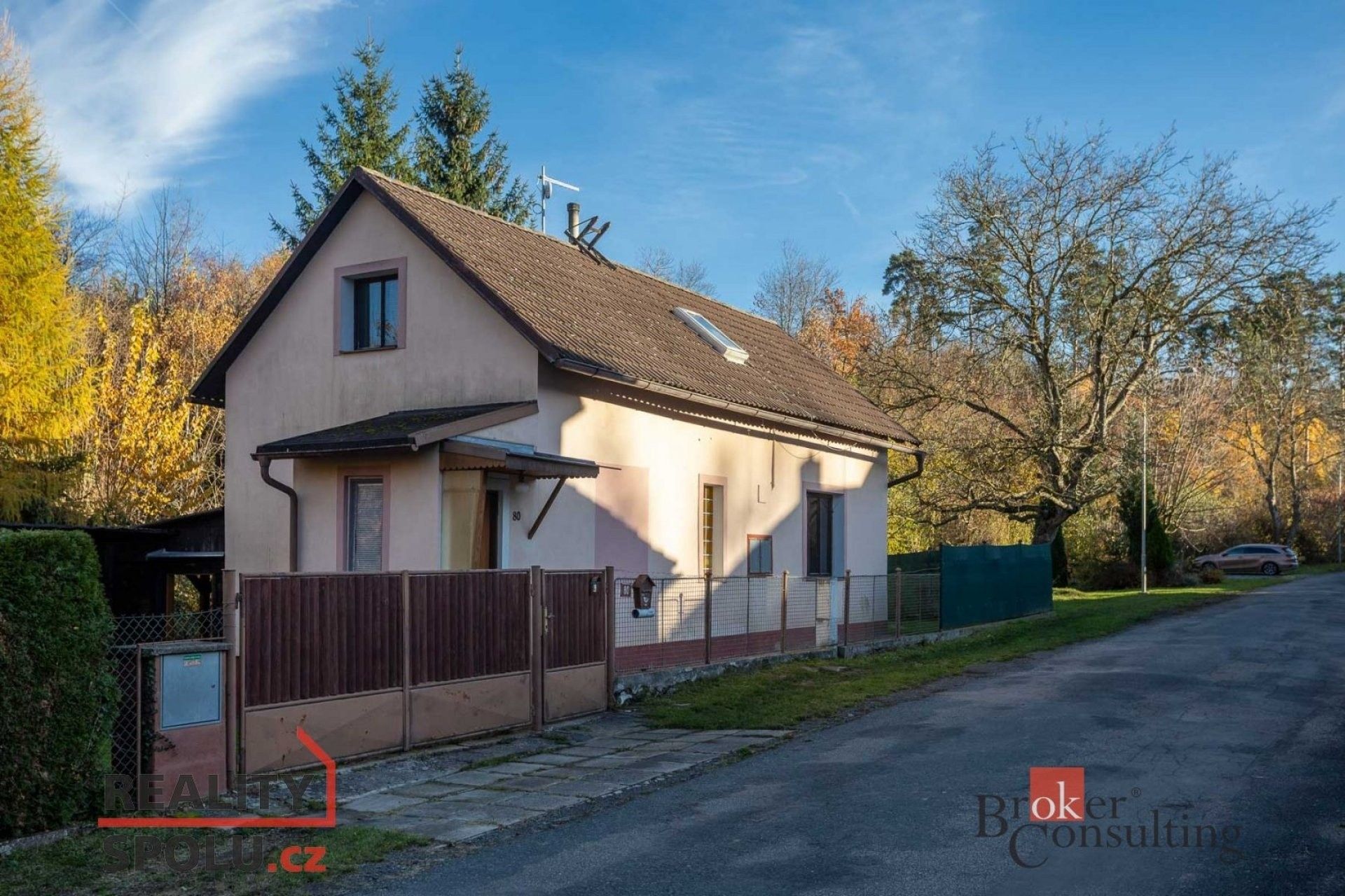 Rodinné domy, Okřesaneč, 155 m²