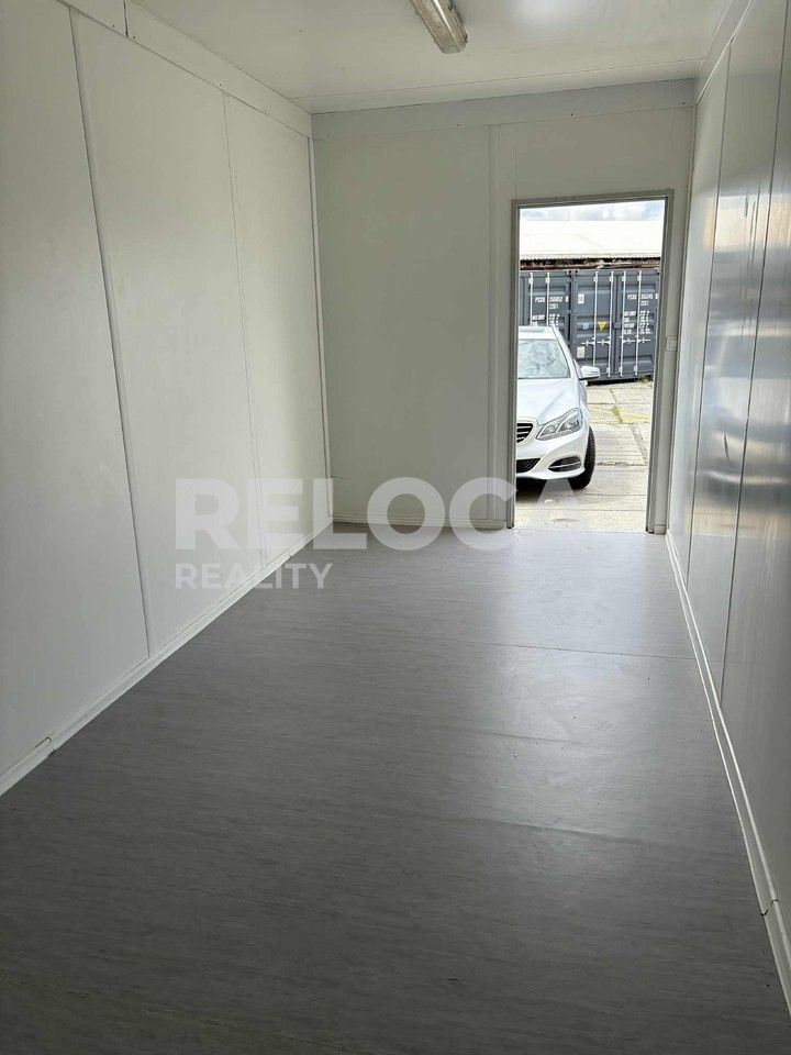 Pronájem kancelář - Praha, 108 00