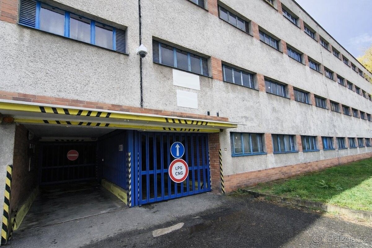 Prodej garáž - Zlín, 760 05