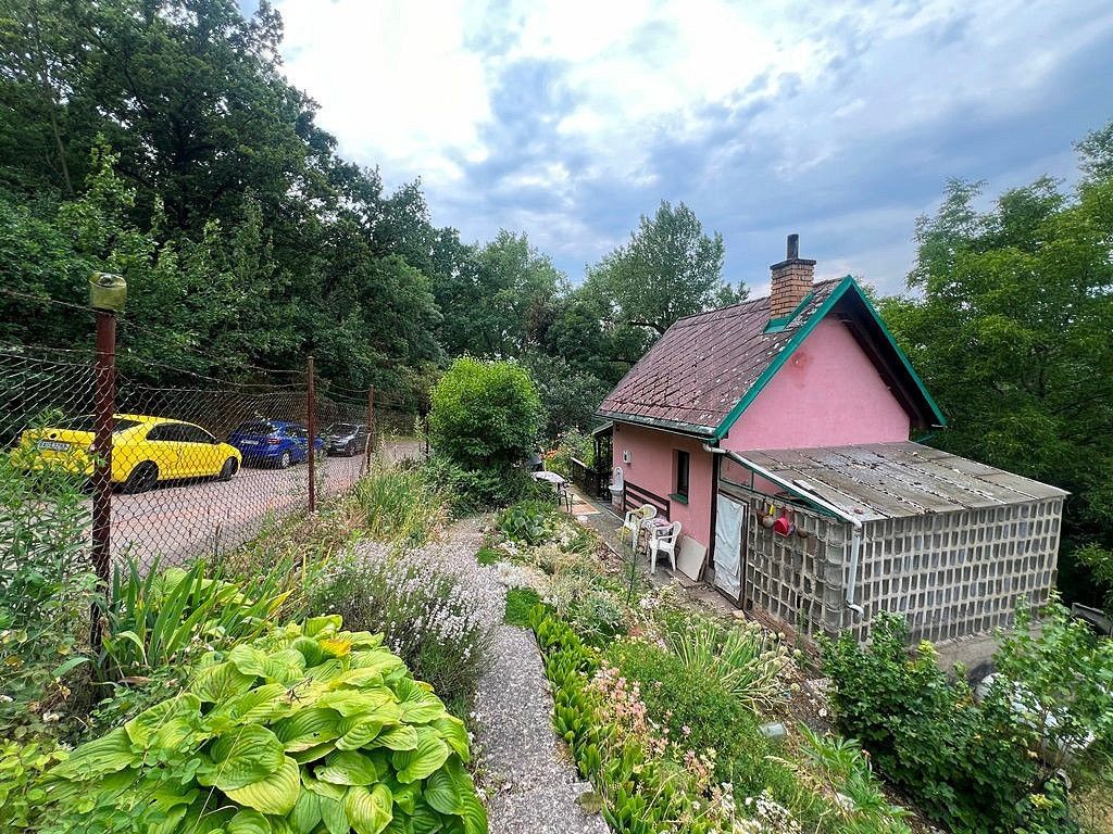 Chalupy, Veleň, okres Praha-východ, Středočeský kraj, 45 m² - 2