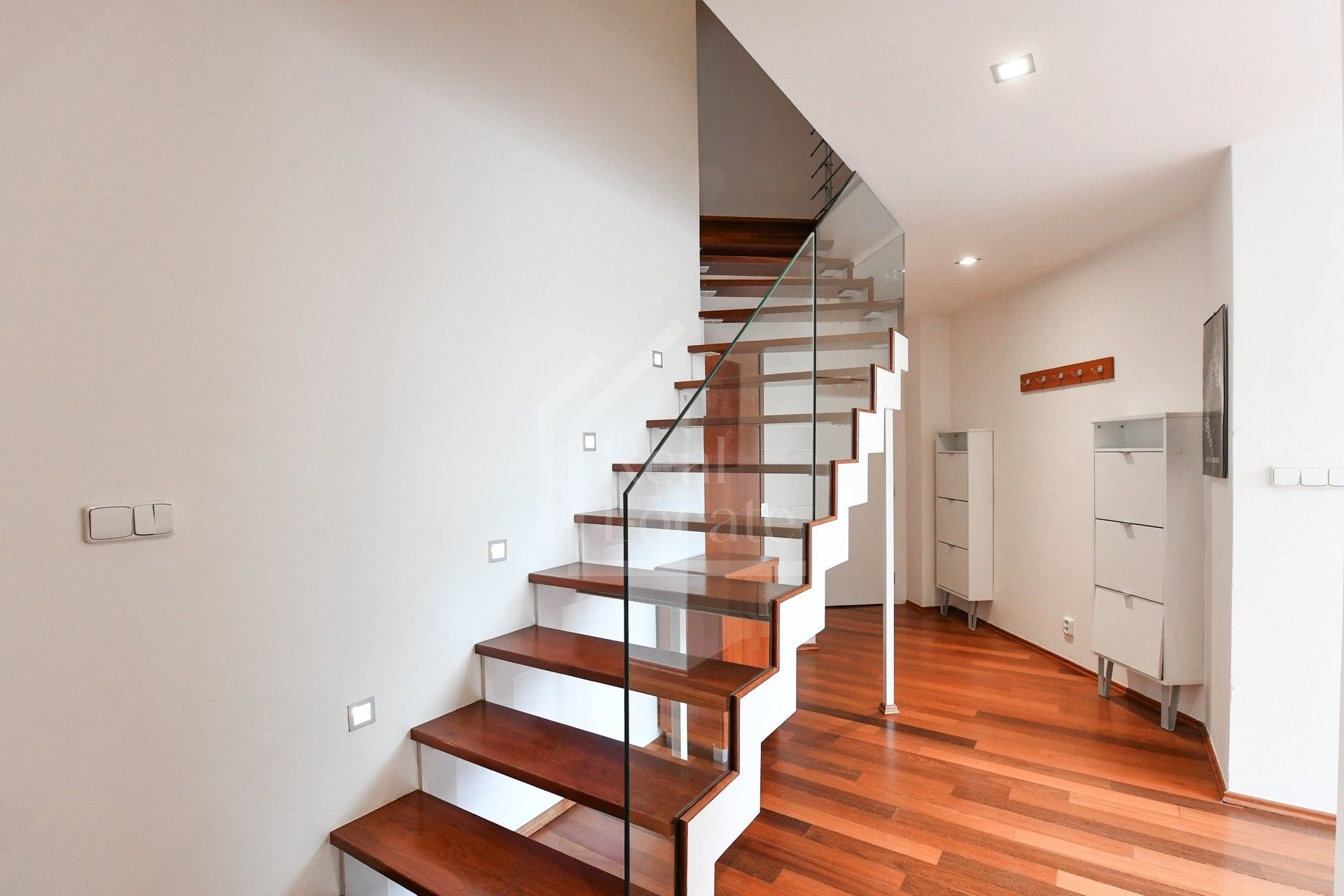 Pronájem byt 2+kk - Helmova, Praha Nové Město, 107 m² - 5
