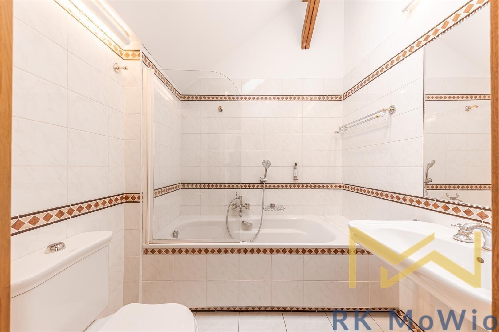 Byt 4+1 · 195 m² · Žatecká, Praha - 4