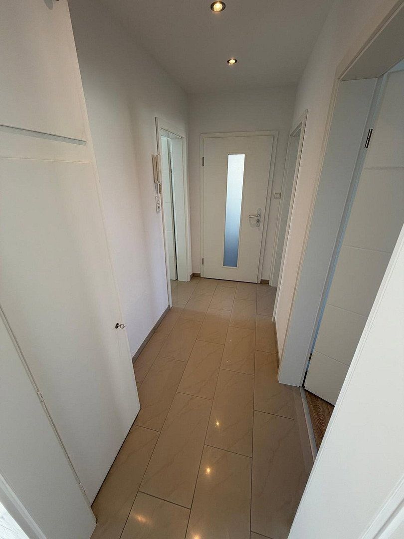 Pronájem byt 2+1 - , Bádensko-Württembersko, 60 m² - 5