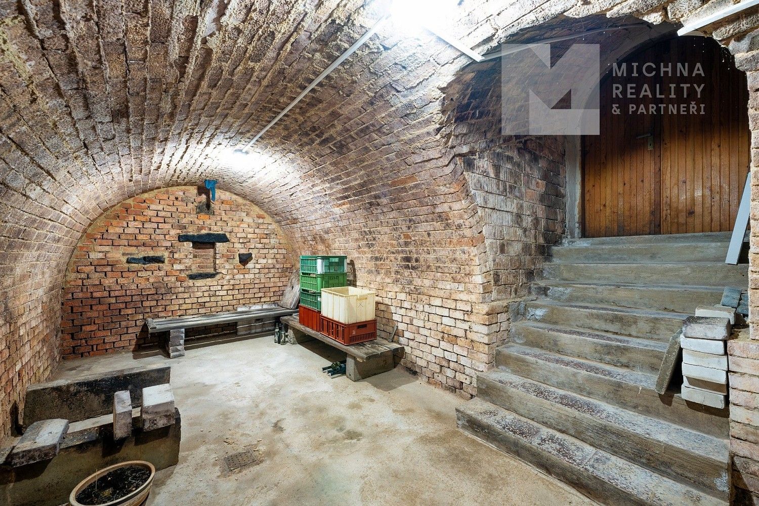 Prodej rodinný dům - Hliniště, Mikulov, okres Břeclav, 362 m² - 5