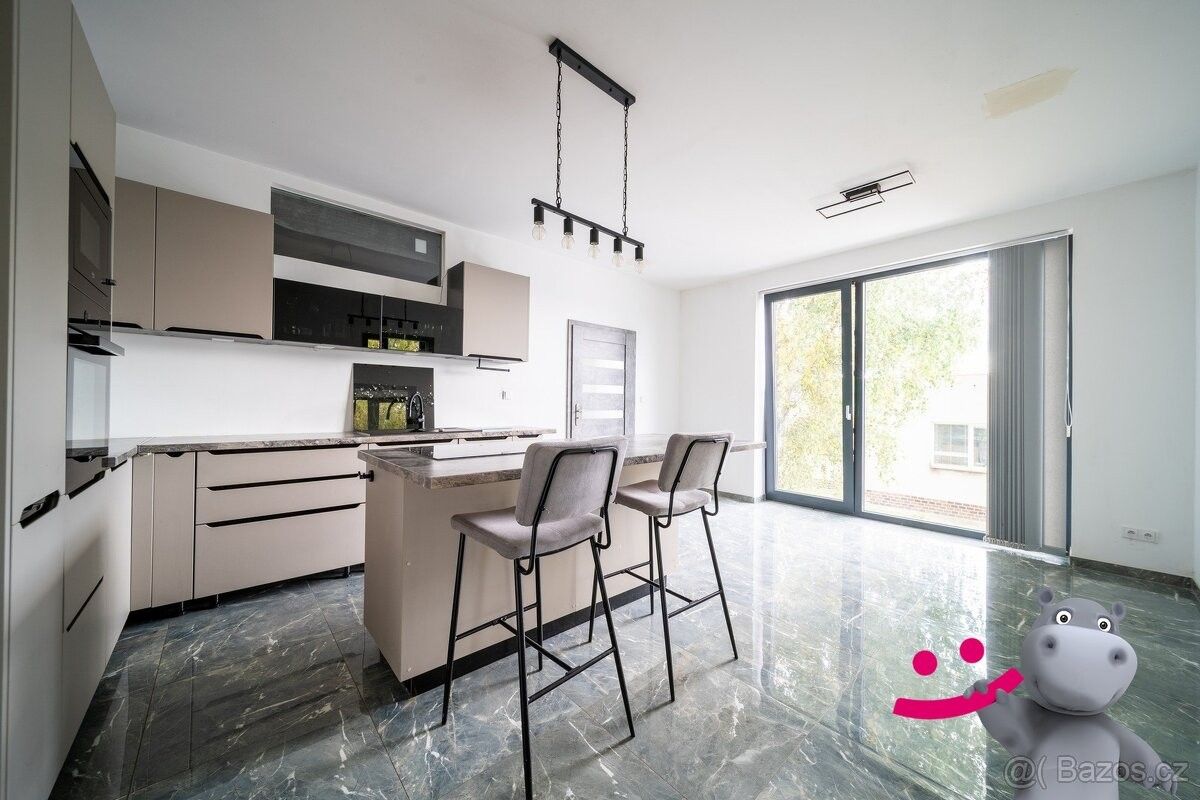 Kanceláře, Slavičín, 763 21, 567 m²