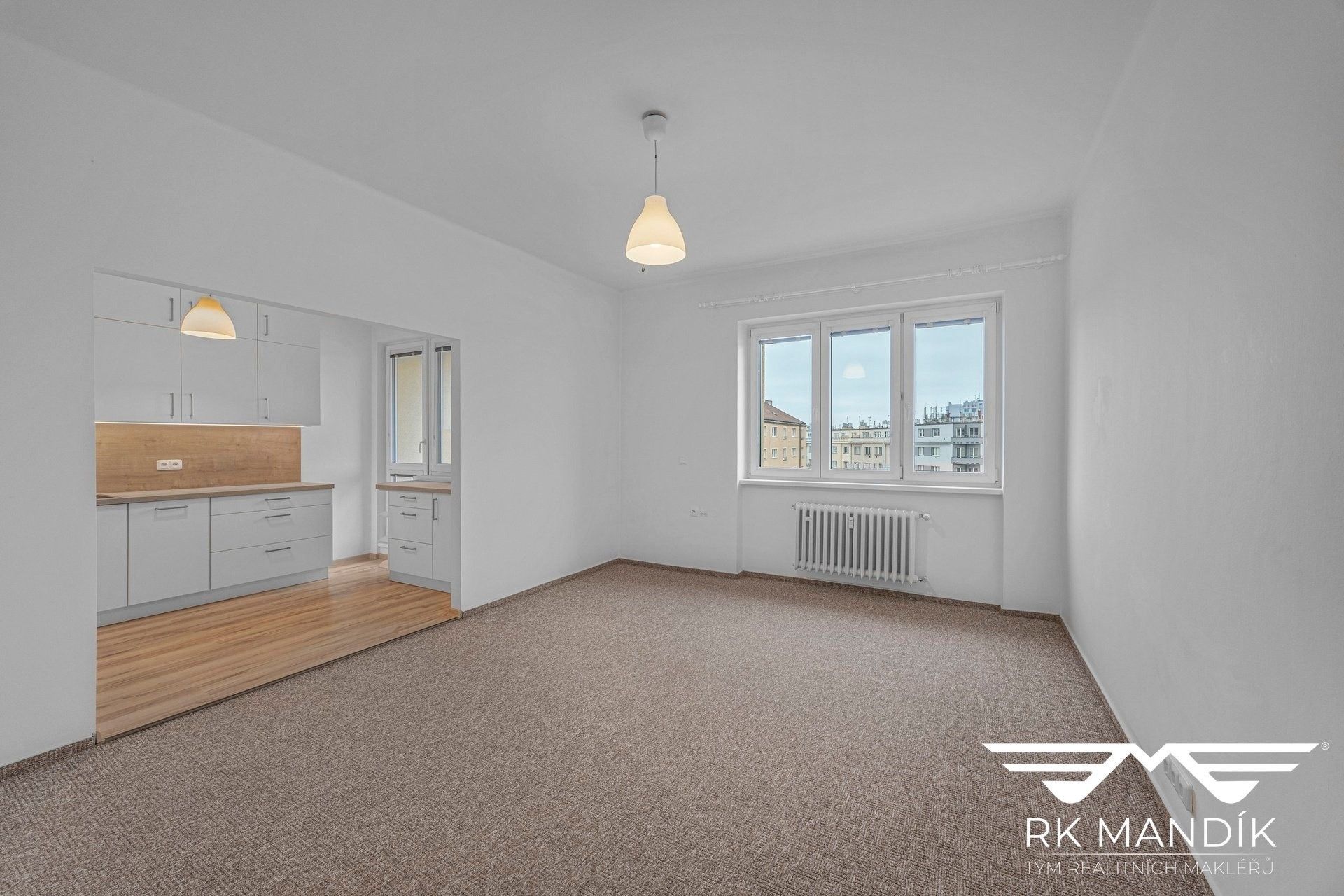 2+kk, Kobyliské náměstí, Praha, 56 m²