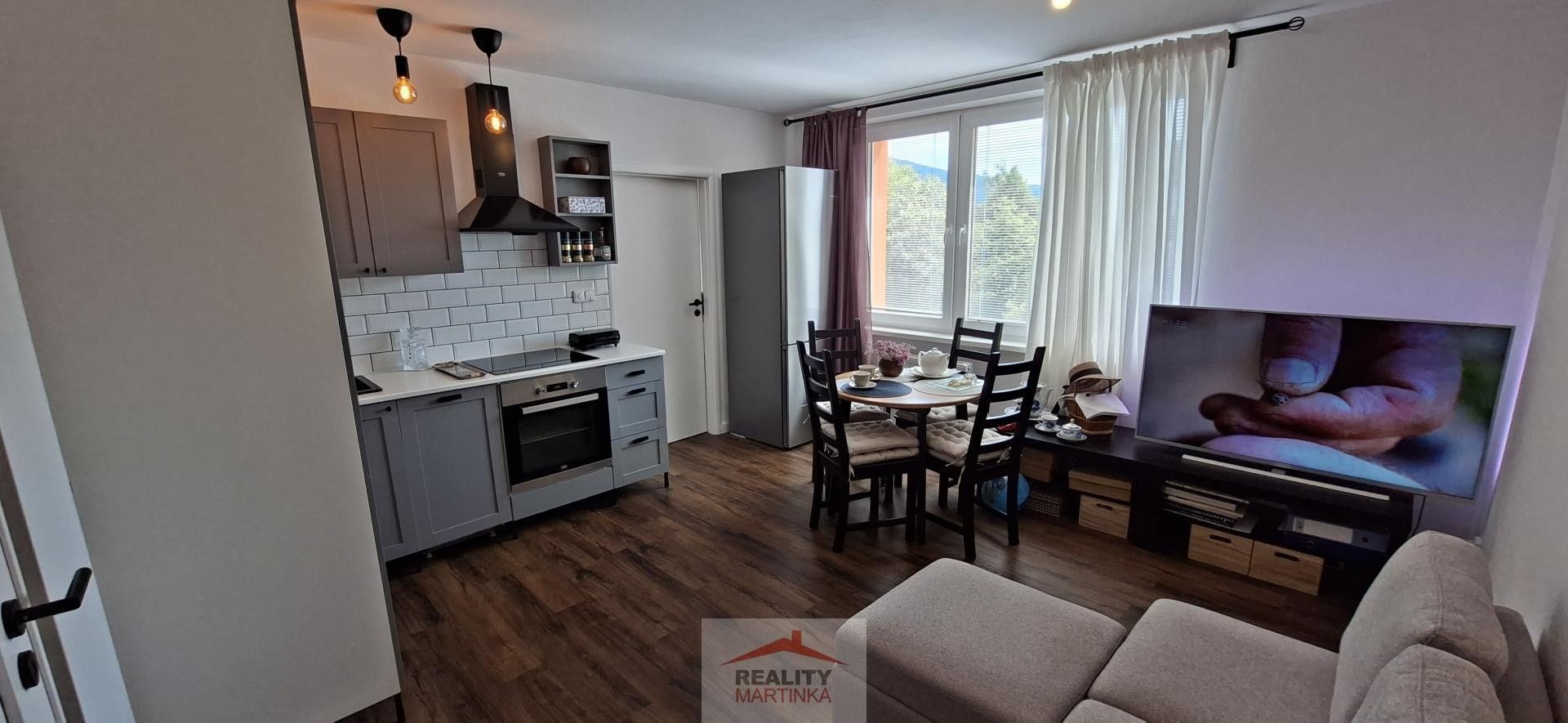 2+kk, 5. května, Rožnov pod Radhoštěm, 40 m² - 1