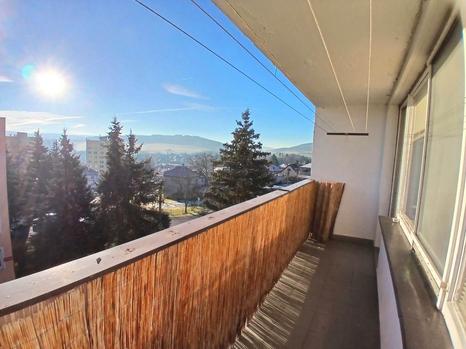 Pronájem byt 2+kk - Okružní, Komárov, 48 m²