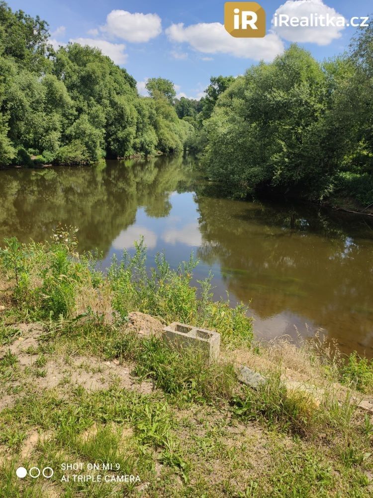 Zahrady, Vinec, 251 m²