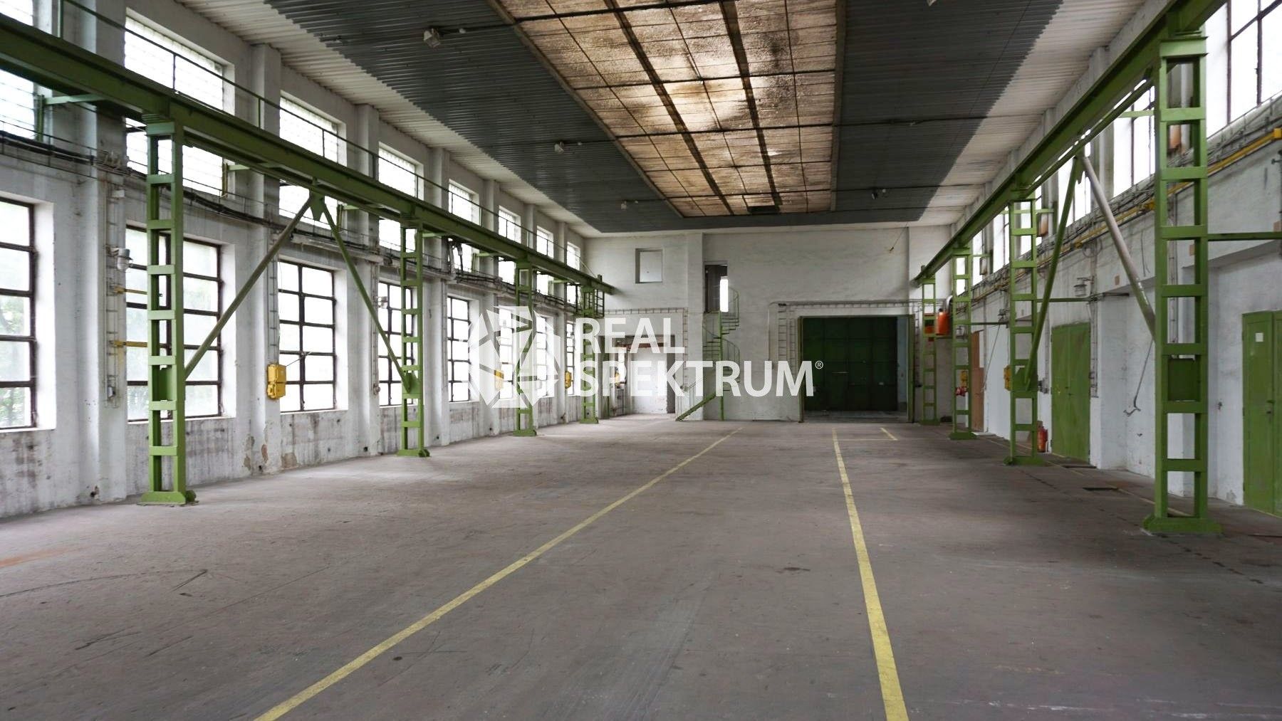 Pronájem výrobní prostory - Slavkov u Brna, 1 080 m²